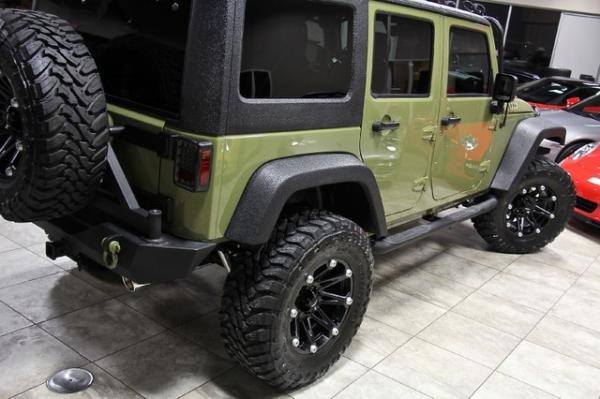 Used-2013-Jeep-Wrangler-Unlimited-64L-HEMI