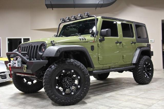 Used-2013-Jeep-Wrangler-Unlimited-64L-HEMI