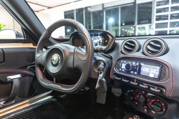 Used-2015-Alfa-Romeo-4C-Coupe