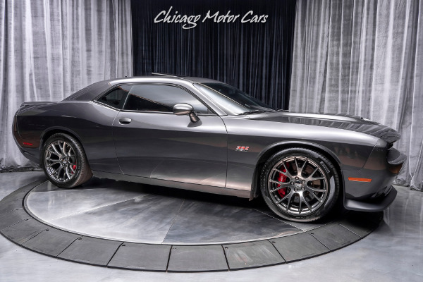 Used 2015 Dodge Challenger SRT 392 HEMI Coupe 8-SPEED AUTOMATIC for sale Sold at Chicago Motor Cars in West Chicago IL 60185 6