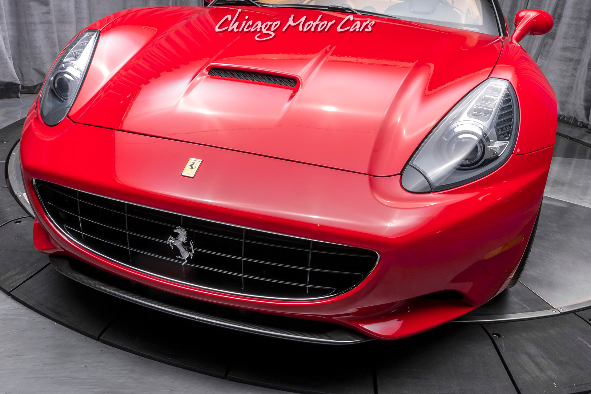 Used-2011-Ferrari-California-Convertible-CARBON-FIBER-DRIVING-ZONE--LEDS