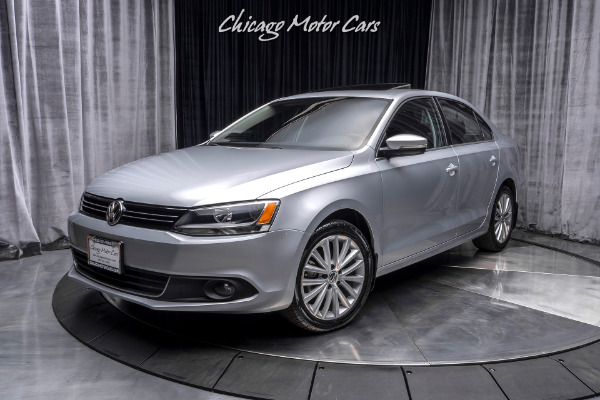 Used 2013 Volkswagen Jetta TDI Sedan EXCELLENT DAILY DRIVER! for sale Sold at Chicago Motor Cars in West Chicago IL 60185 2
