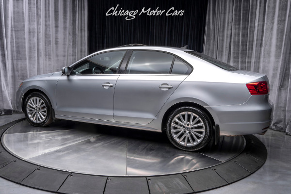 Used 2013 Volkswagen Jetta TDI Sedan EXCELLENT DAILY DRIVER! for sale Sold at Chicago Motor Cars in West Chicago IL 60185 3