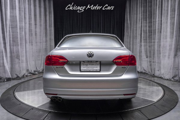 Used 2013 Volkswagen Jetta TDI Sedan EXCELLENT DAILY DRIVER! for sale Sold at Chicago Motor Cars in West Chicago IL 60185 4