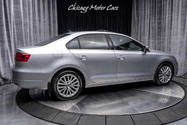 Used 2013 Volkswagen Jetta TDI Sedan EXCELLENT DAILY DRIVER! for sale Sold at Chicago Motor Cars in West Chicago IL 60185 5