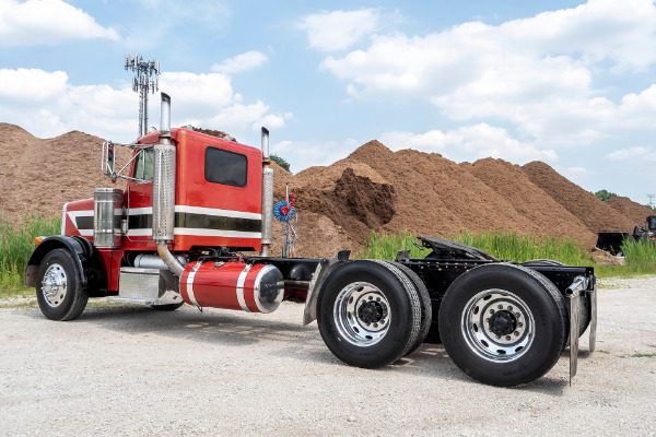 Used 1996 Peterbilt 379 Truck Tractor CAT 3406B Turbo-Diesel Engine! for sale Sold at Chicago Motor Cars in West Chicago IL 60185 6