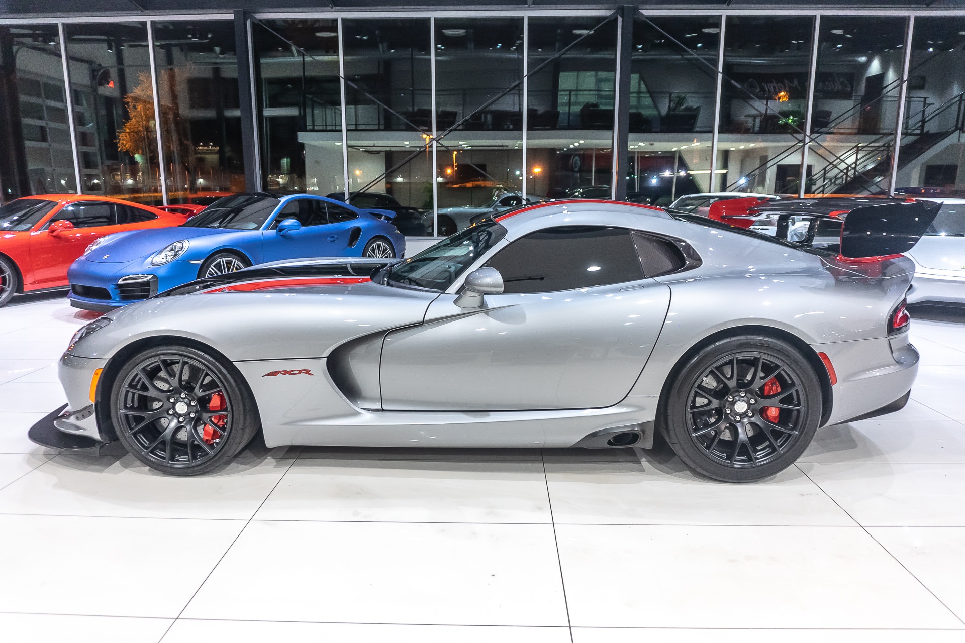 Used-2016-Dodge-Viper-ACR-Coupe-EXTERIOR---INTERIOR-CARBON-FIBER