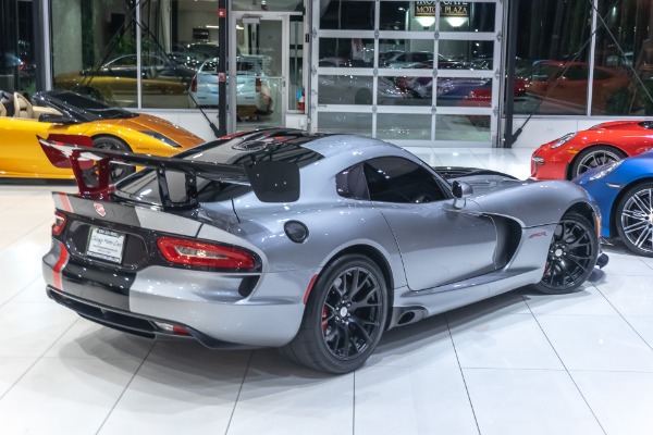 Used-2016-Dodge-Viper-ACR-Coupe-EXTERIOR---INTERIOR-CARBON-FIBER