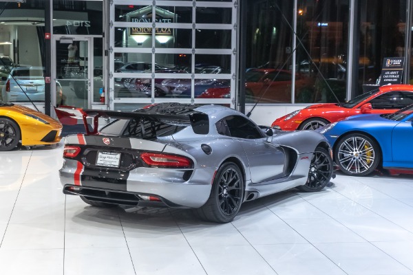 Used-2016-Dodge-Viper-ACR-Coupe-EXTERIOR---INTERIOR-CARBON-FIBER