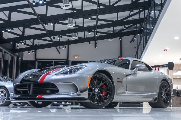 Used-2016-Dodge-Viper-ACR-Coupe-EXTERIOR---INTERIOR-CARBON-FIBER