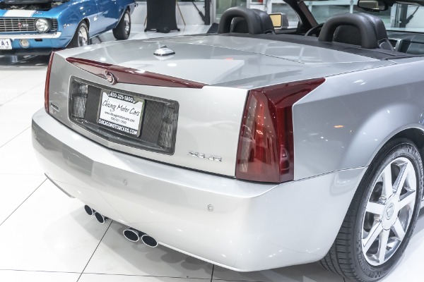 Used-2005-Cadillac-XLR-Hardtop-Convertible-RARE-EXAMPLE