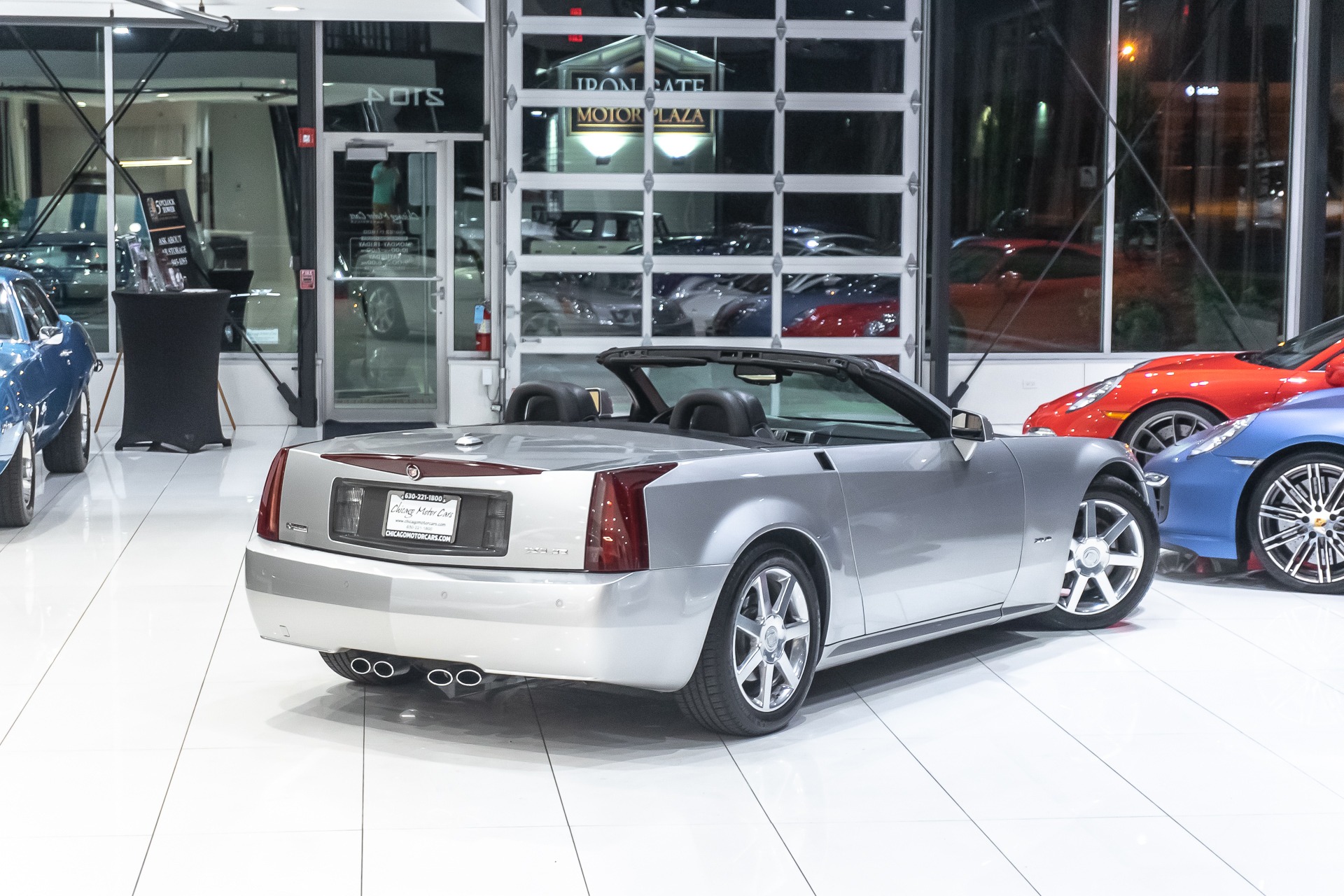 Used-2005-Cadillac-XLR-Hardtop-Convertible-RARE-EXAMPLE