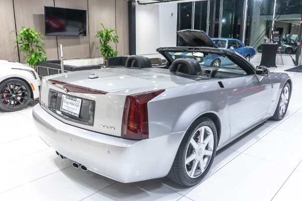 Used-2005-Cadillac-XLR-Hardtop-Convertible-RARE-EXAMPLE