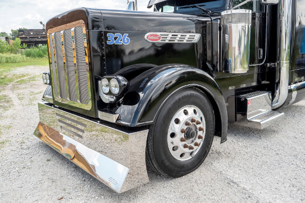 Used-1997-Peterbilt-379-Truck-Tractor-with-Sleeper-LOADED