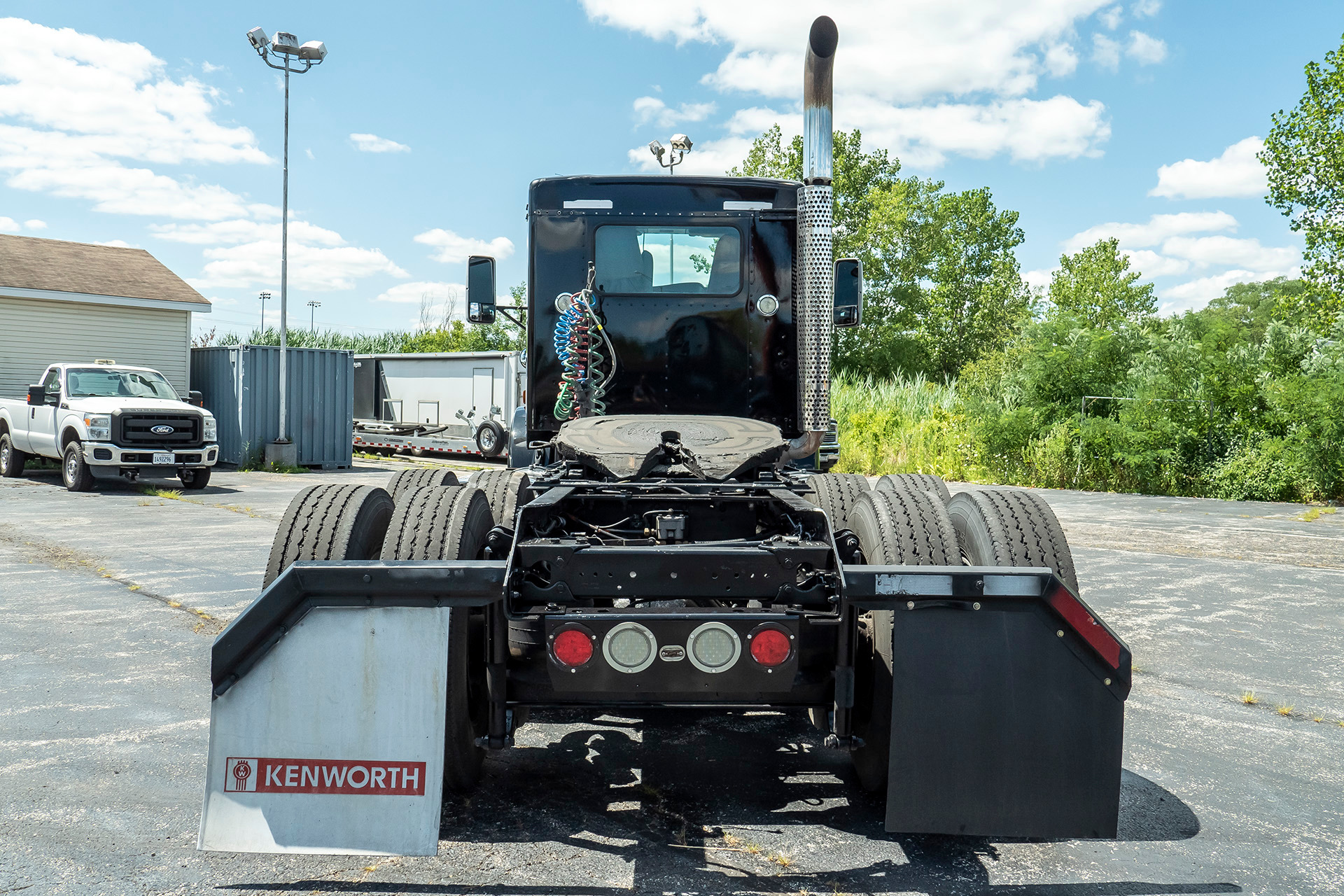 Used-2009-Kenworth-T800-Day-Cab-152L-TURBOCHARGED-DIESEL-ENGINE