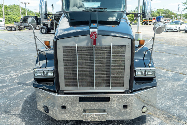 Used-2009-Kenworth-T800-Day-Cab-152L-TURBOCHARGED-DIESEL-ENGINE