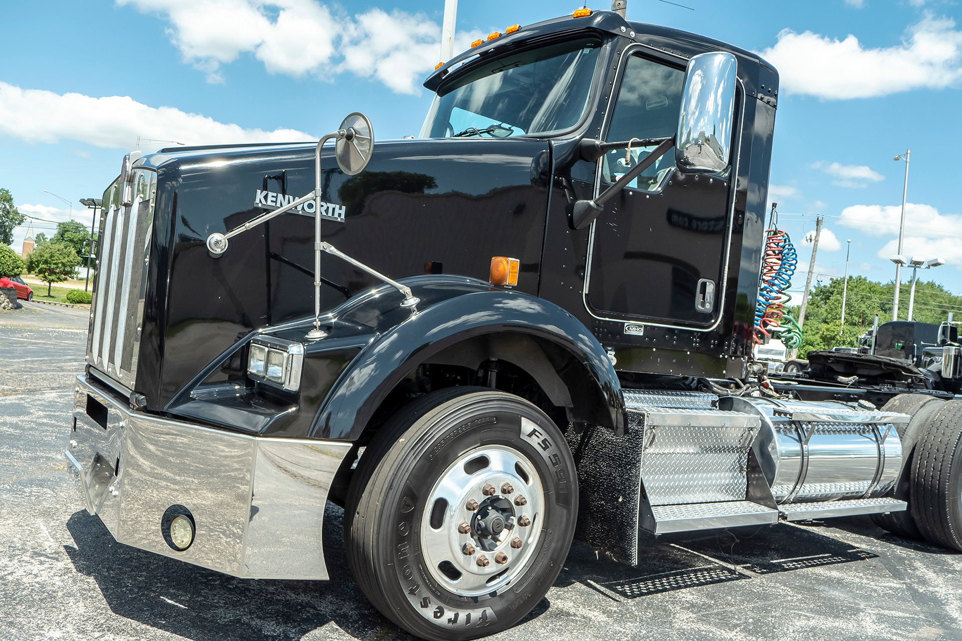 Used-2009-Kenworth-T800-Day-Cab-152L-TURBOCHARGED-DIESEL-ENGINE