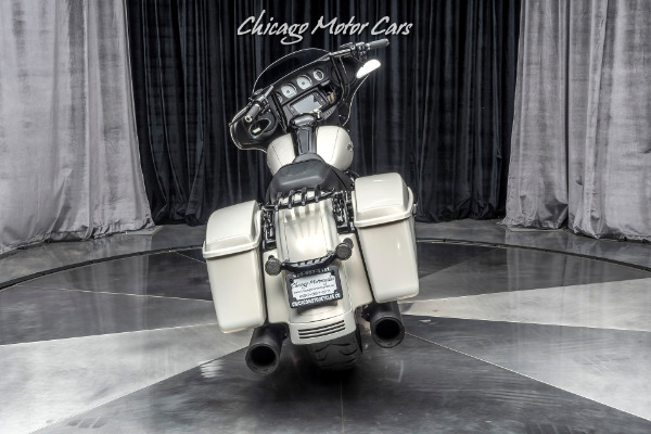 Used 2016 Harley-Davidson Street Glide for sale Sold at Chicago Motor Cars in West Chicago IL 60185 6