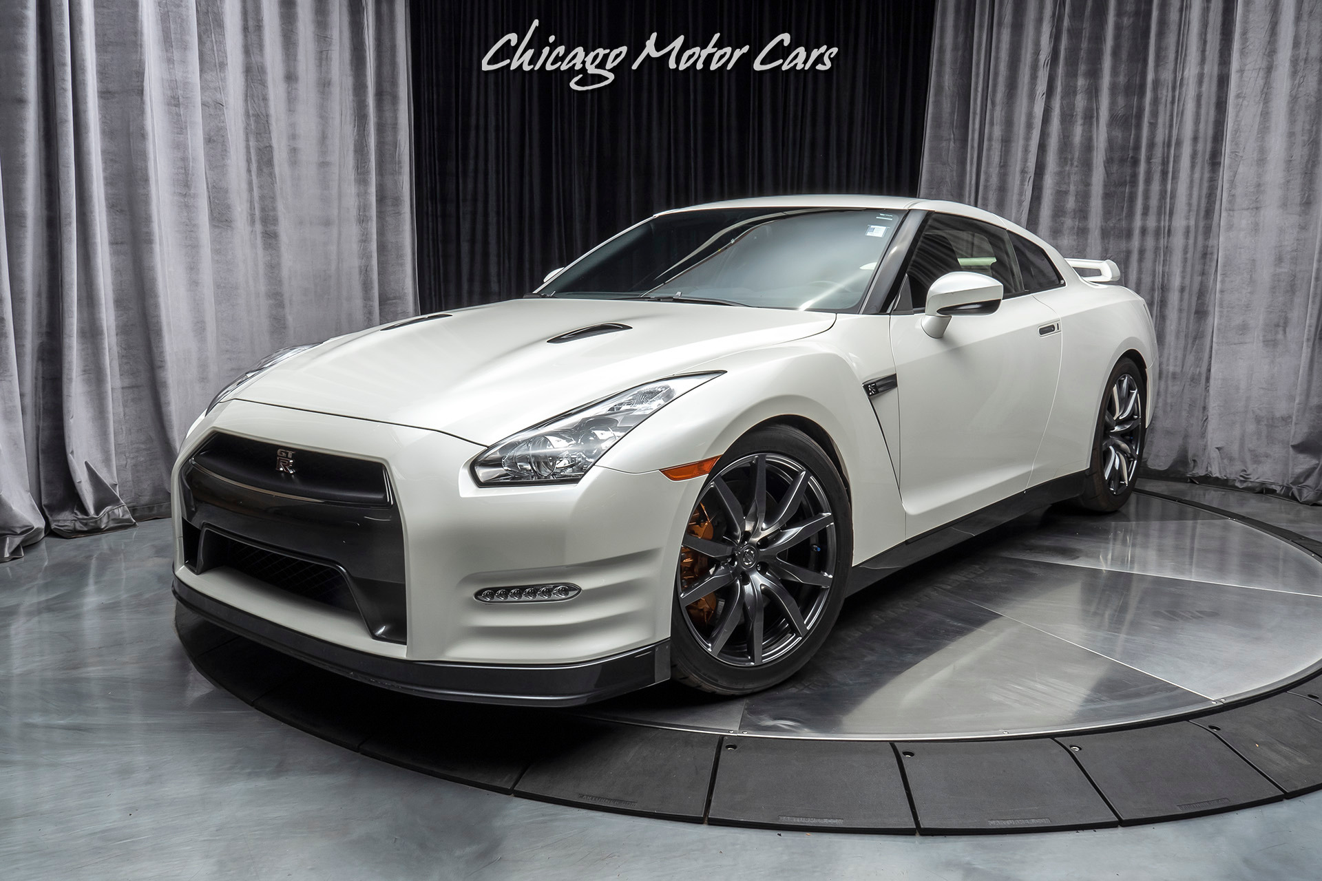 Used-2013-Nissan-GT-R-Premium-Coupe-800-HP-OVER-50K-IN-UPGRADES