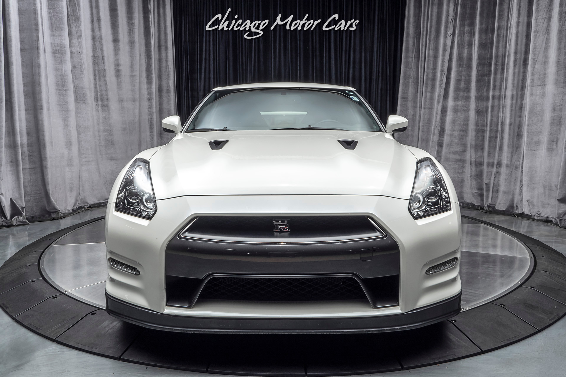 Used 2013 Nissan GT-R Premium Coupe 800+ HP OVER $50K IN UPGRADES 