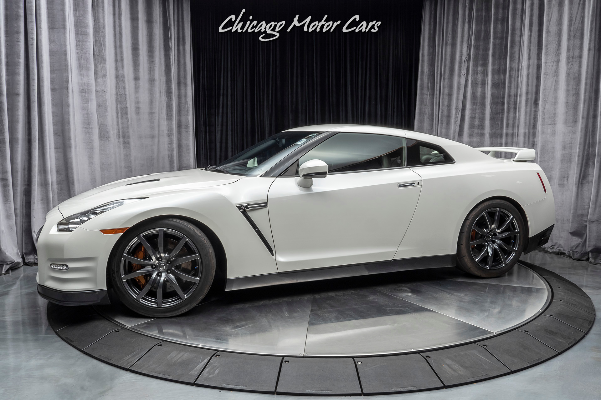 Used 2013 Nissan GT-R Premium Coupe 800+ HP OVER $50K IN UPGRADES! for sale Sold at Chicago Motor Cars in West Chicago IL 60185 1
