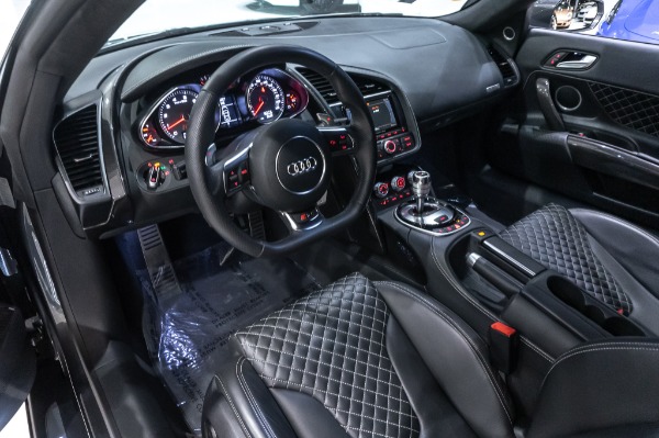 Used-2015-Audi-R8-V8-Coupe-quattro-S-tronic-DIAMOND-STITCH-FULL-LEATHER-MSRP-149K