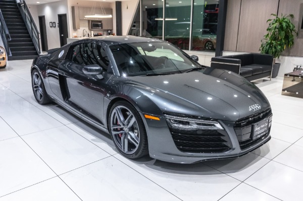 Used 2015 Audi R8 V8 Coupe quattro S tronic DIAMOND STITCH FULL LEATHER MSRP $149K+ for sale Sold at Chicago Motor Cars in West Chicago IL 60185 6