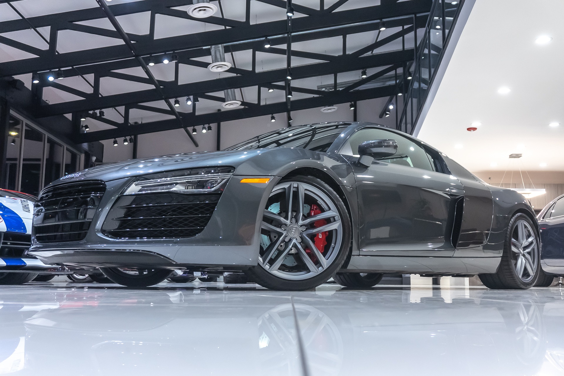 Used-2015-Audi-R8-V8-Coupe-quattro-S-tronic-DIAMOND-STITCH-FULL-LEATHER-MSRP-149K