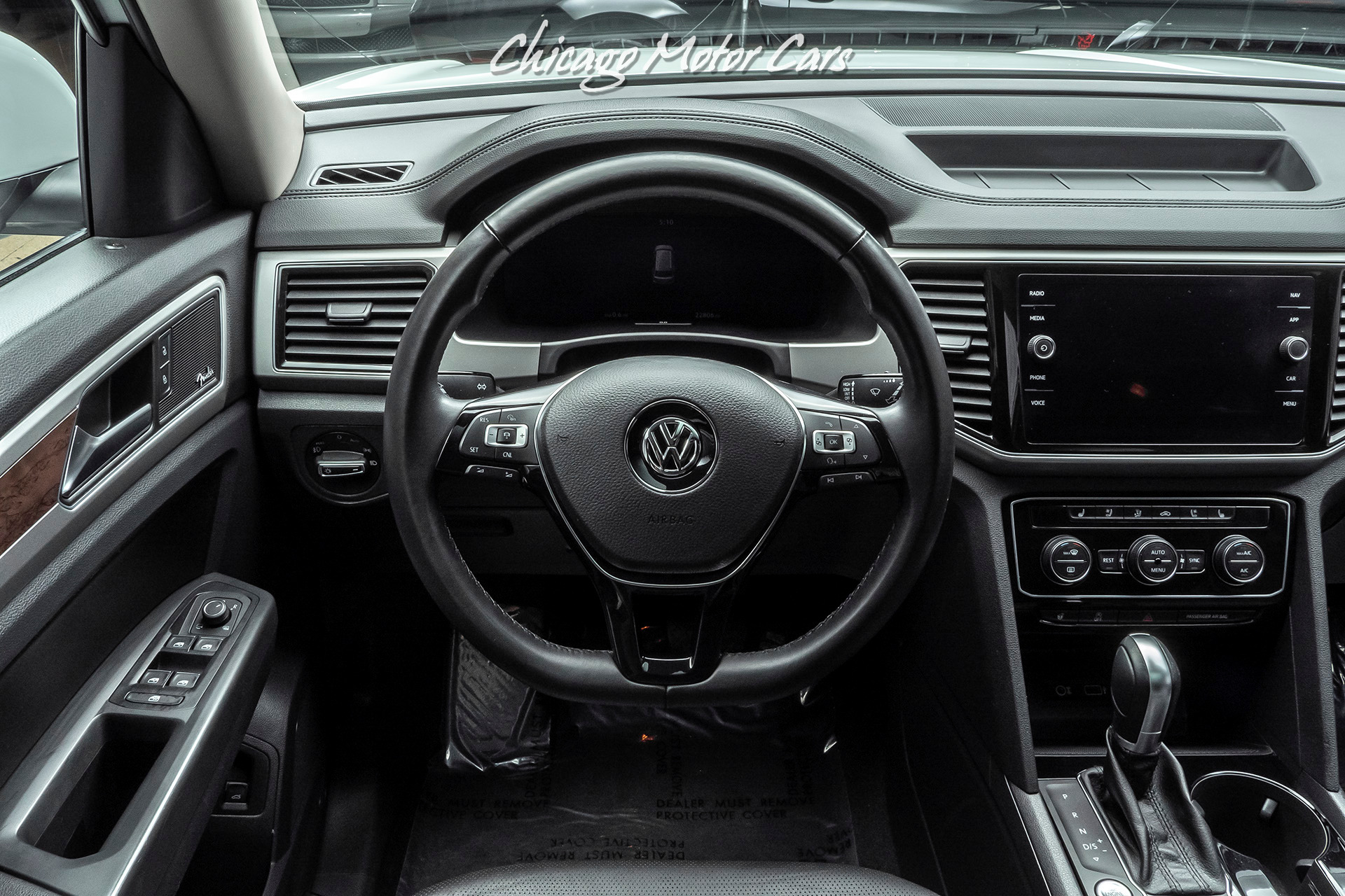 Used-2018-Volkswagen-Atlas-V6-SEL-Premium-4Motion-SUV