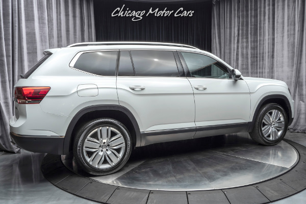 Used 2018 Volkswagen Atlas V6 SEL Premium 4Motion SUV for sale Sold at Chicago Motor Cars in West Chicago IL 60185 5