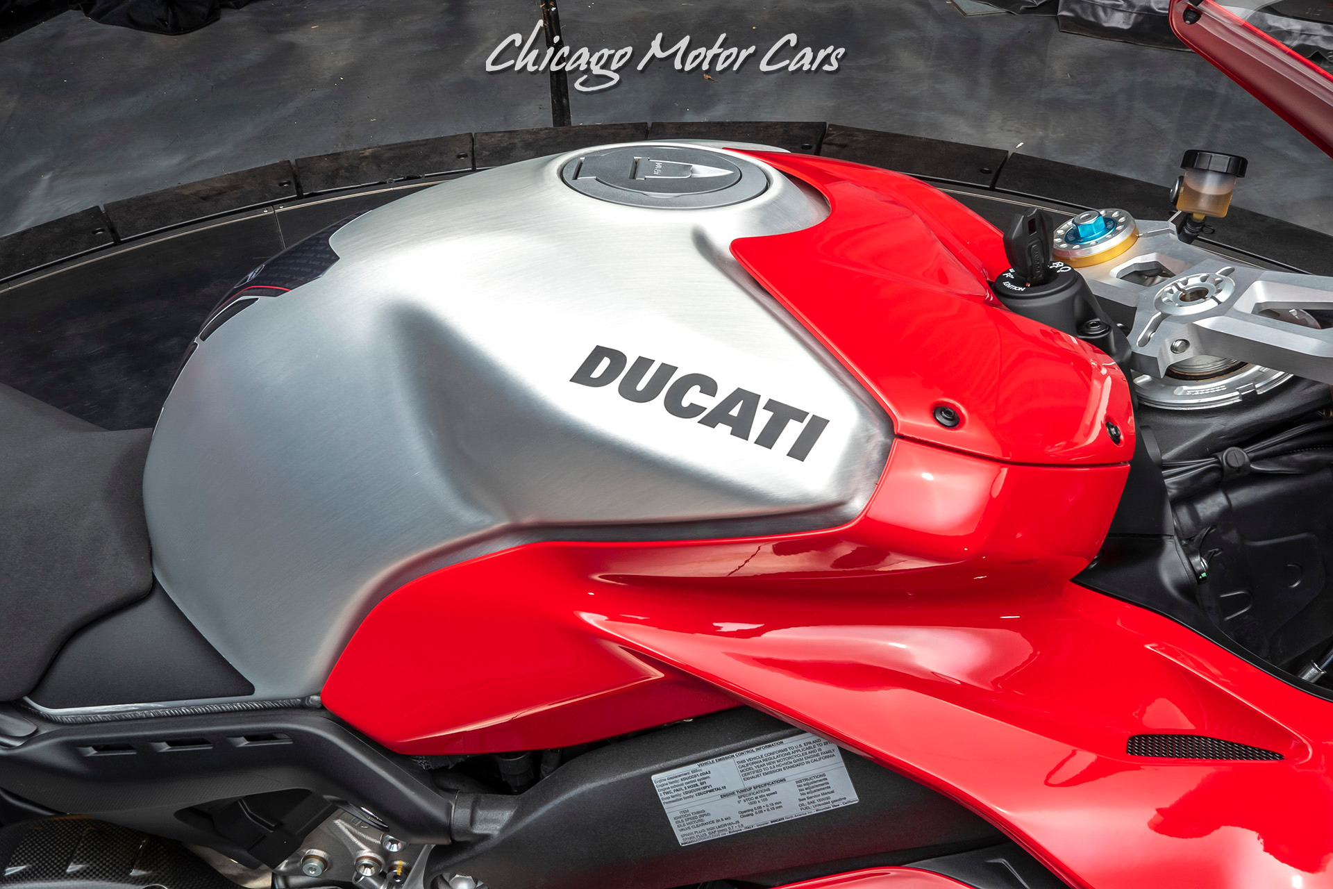 Used-2019-Ducati-Panigale-V4-R-Motorcycle-WITH-RACING-KIT-234-HP-47K-INVESTED