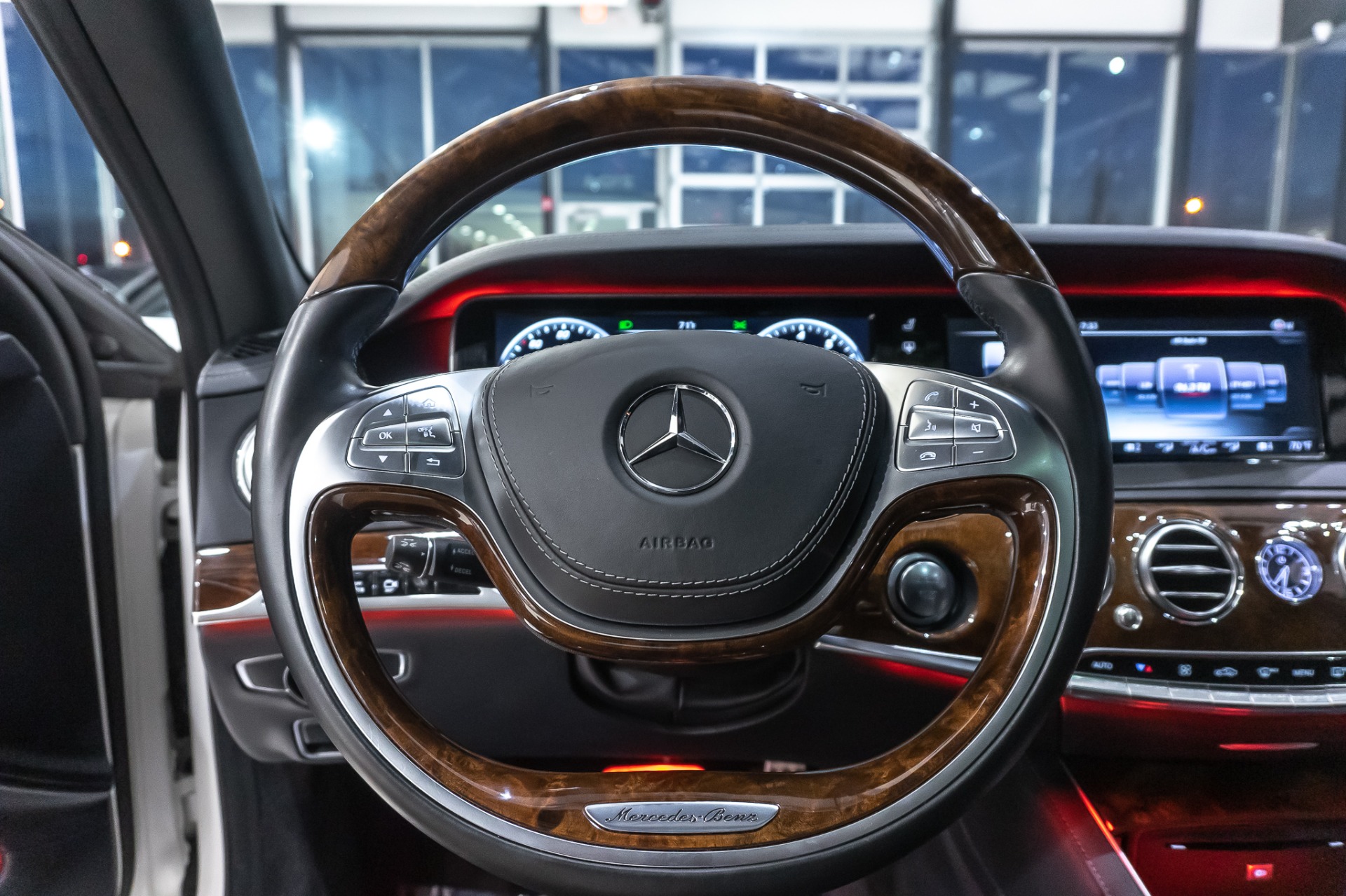 Used-2015-Mercedes-Benz-S550-4-Matic-Sedan-SPORT-PACKAGE-Only-26k-Miles