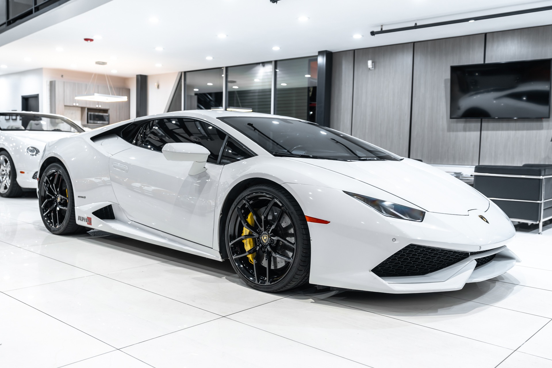 Used-2015-Lamborghini-Huracan-LP610-4-Coupe-AMS-ALPHA-9-900HPTWIN-TURBO-BUILD