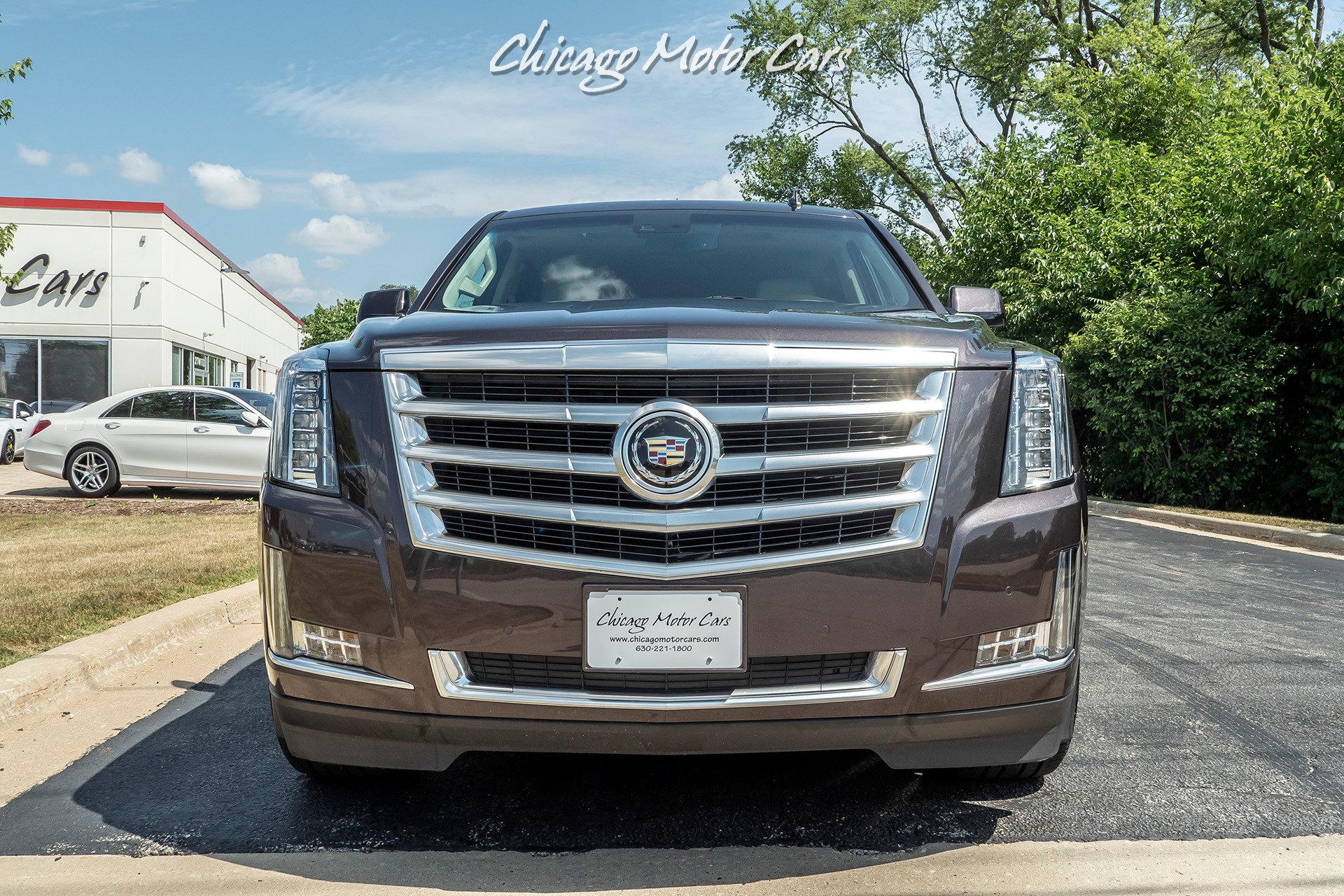 Used-2015-Cadillac-Escalade-Premium-AWD-SUV-LOADED-22-INCH-WHEELS-ONE-OWNER