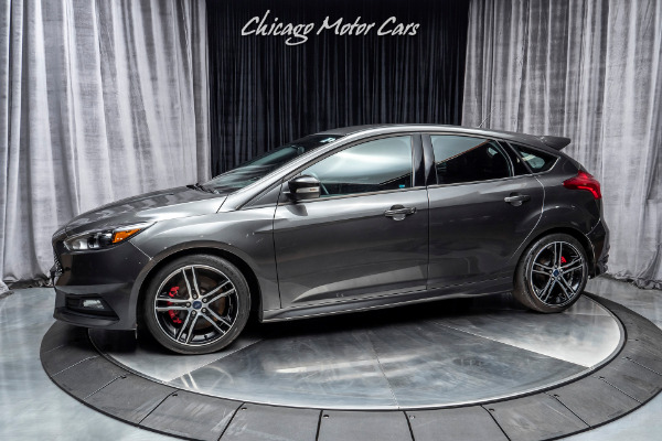 Used 2016 Ford Focus ST Hatchback TURBO 6-SPEED MANUAL! EQUIPMENT GROUP 402A! for sale Sold at Chicago Motor Cars in West Chicago IL 60185 1