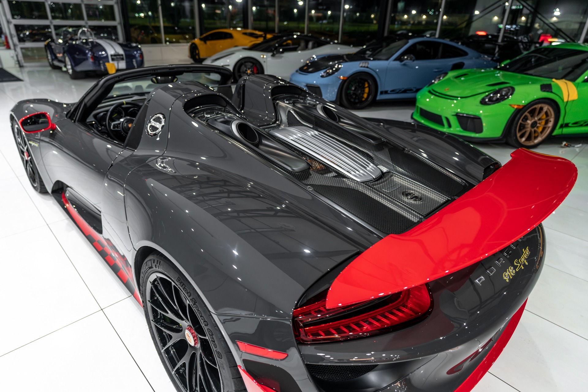 Used-2015-Porsche-918-Spyder-Weissach-Package-PTS-Grey-Black-Extremely-RARE-1-of-1-Spec