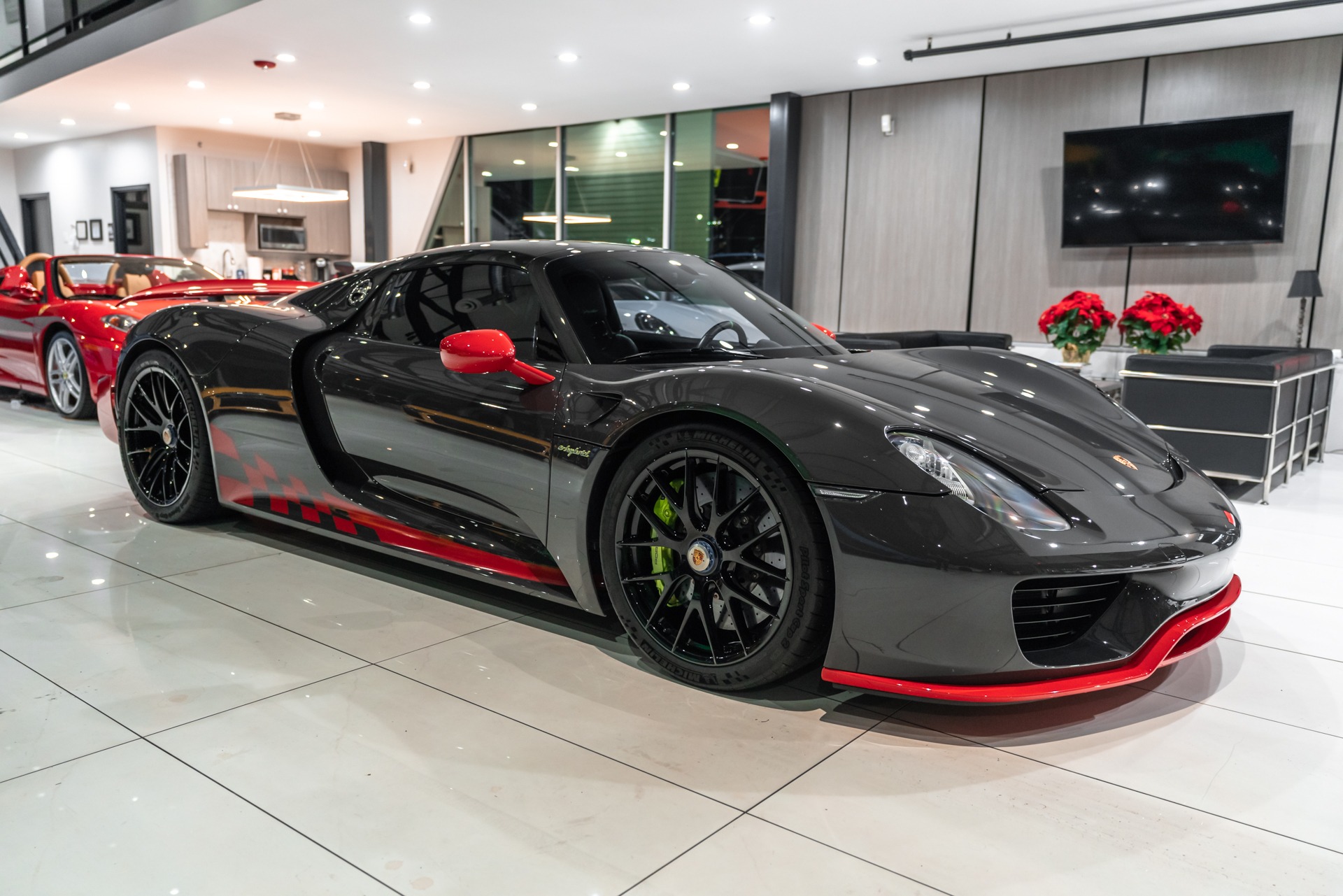 Used-2015-Porsche-918-Spyder-Weissach-Package-PTS-Grey-Black-Extremely-RARE-1-of-1-Spec