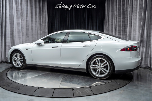 Used 2015 Tesla Model S 85D Sedan ONLY 11K MILES! for sale Sold at Chicago Motor Cars in West Chicago IL 60185 3