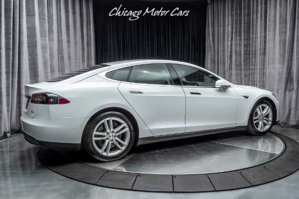 Used 2015 Tesla Model S 85D Sedan ONLY 11K MILES! for sale Sold at Chicago Motor Cars in West Chicago IL 60185 5