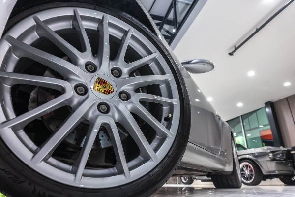 Used 2005 Porsche 911 Carrera Coupe MSRP $77K + 6-SPEED MANUAL! ONLY 13k MILES! for sale Sold at Chicago Motor Cars in West Chicago IL 60185 5