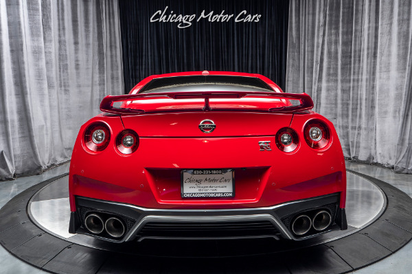 Used 2017 Nissan GT-R Premium Coupe ONLY 6K MILES! PREMIUM INTERIOR! for sale Sold at Chicago Motor Cars in West Chicago IL 60185 4