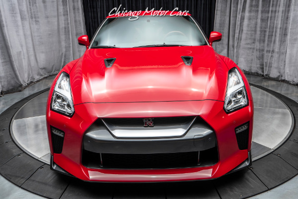 Used-2017-Nissan-GT-R-Premium-Coupe-ONLY-6K-MILES-PREMIUM-INTERIOR