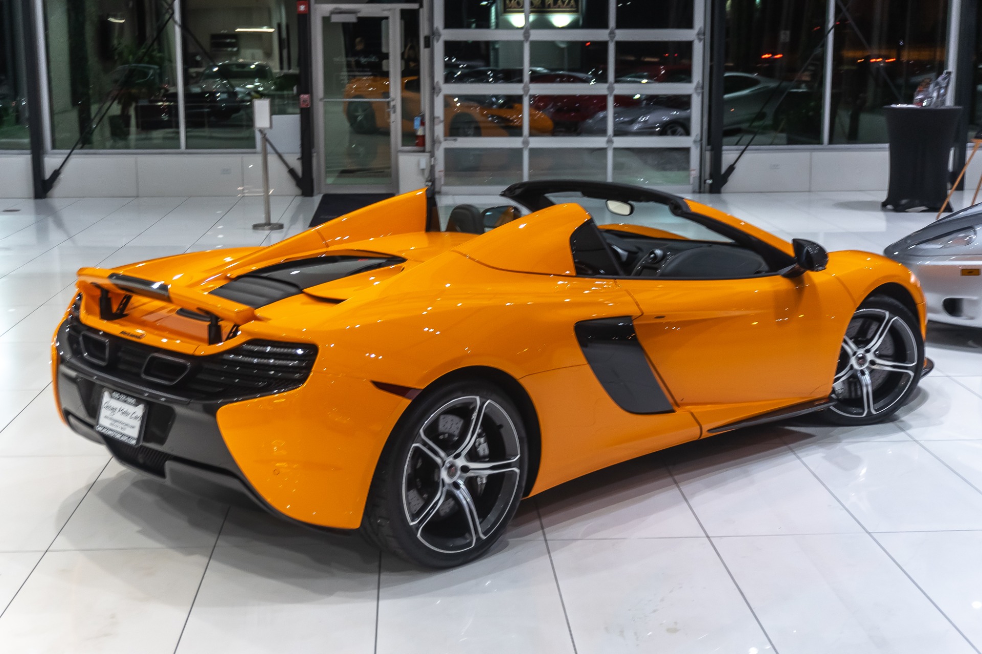 Used-2015-McLaren-650S-Spider-Convertible-ELITE-PAINT-LOADED-WITH-CARBON