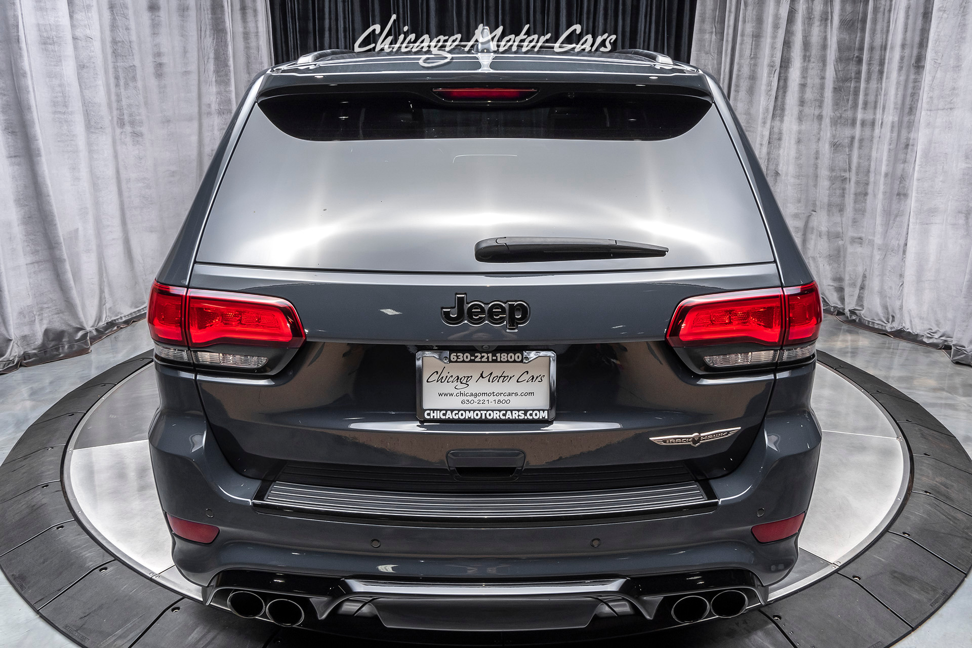 Used-2018-Jeep-Grand-Cherokee-Trackhawk--707HP-HELLCAT-ENGINE-REAR-DVD-ENTERTAINMENT