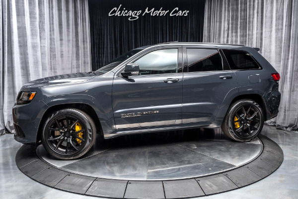 Used 2018 Jeep Grand Cherokee Trackhawk  *707HP HELLCAT ENGINE!* REAR DVD ENTERTAINMENT! for sale Sold at Chicago Motor Cars in West Chicago IL 60185 1