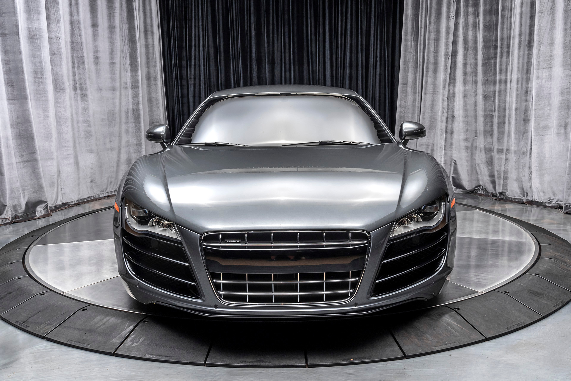 Used-2012-Audi-R8-52-quattro-V10-6-Speed-Manual-Transmission