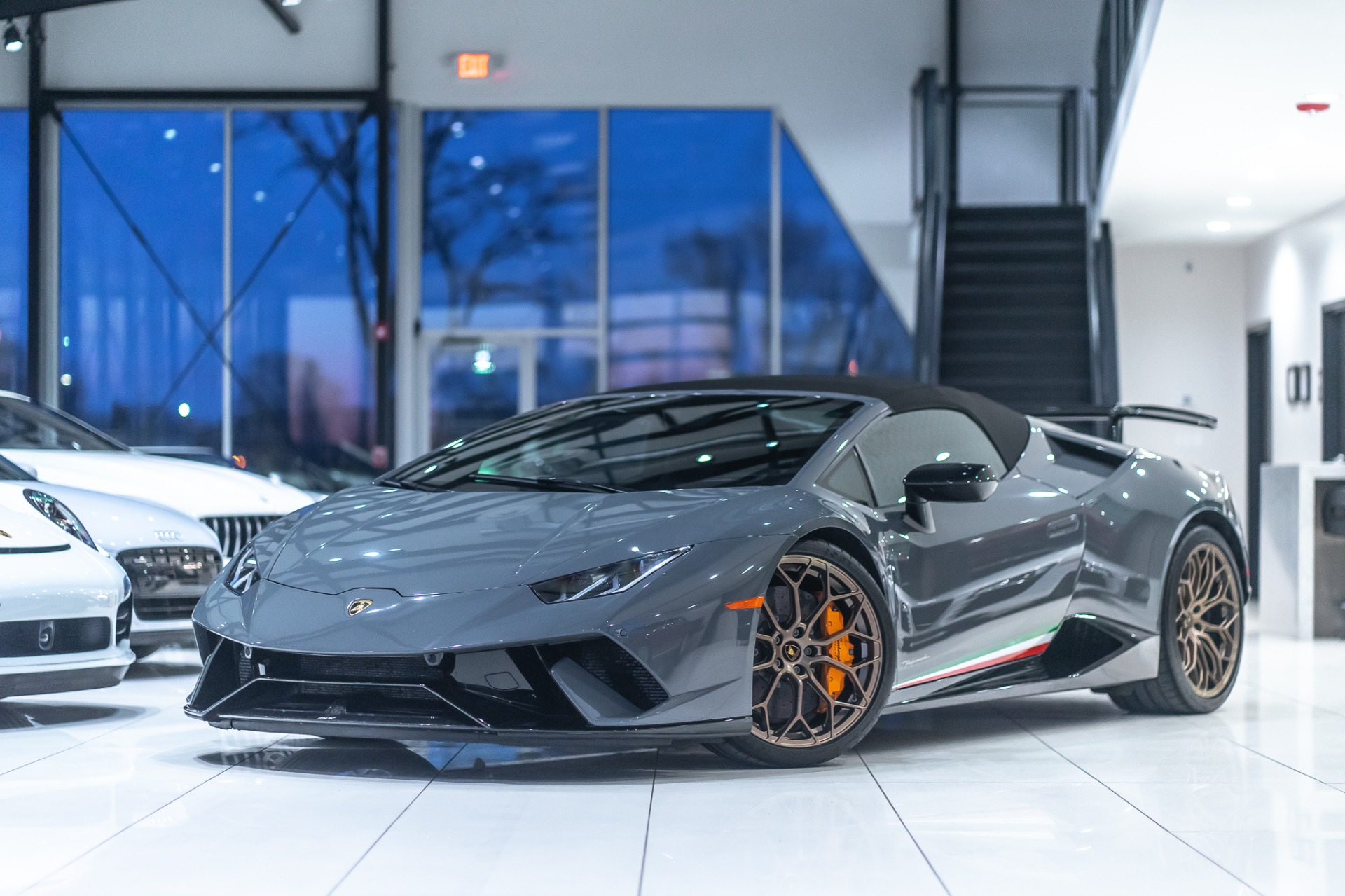 Used-2018-Lamborghini-Huracan-LP640-4-Performante-Spyder-MSRP-361K-Grigio-Telesto