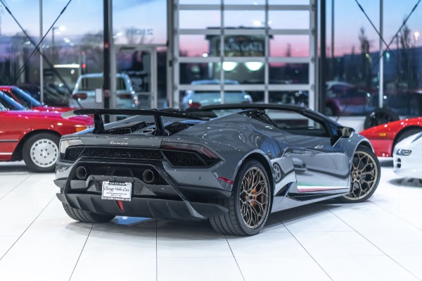 Used 2018 Lamborghini Huracan LP640-4 Performante Spyder MSRP $361K+ Grigio Telesto! for sale Sold at Chicago Motor Cars in West Chicago IL 60185 4
