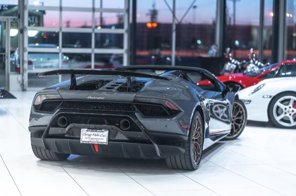 Used 2018 Lamborghini Huracan LP640-4 Performante Spyder MSRP $361K+ Grigio Telesto! for sale Sold at Chicago Motor Cars in West Chicago IL 60185 5