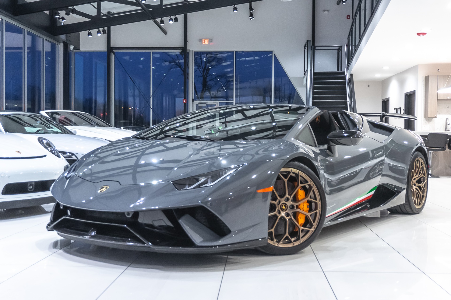 Used-2018-Lamborghini-Huracan-LP640-4-Performante-Spyder-MSRP-361K-Grigio-Telesto